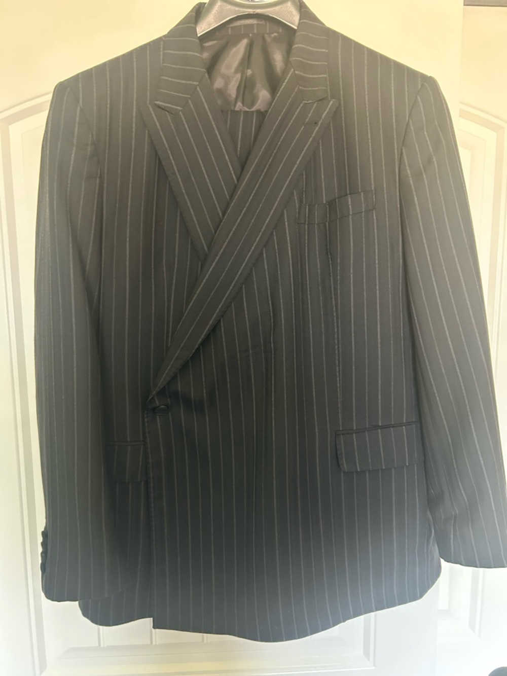 Double-Breasted Pinstripe Suit Blazer in Black